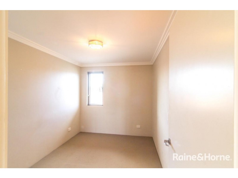 9/18-20 Lake Street, Rockingham WA 6168