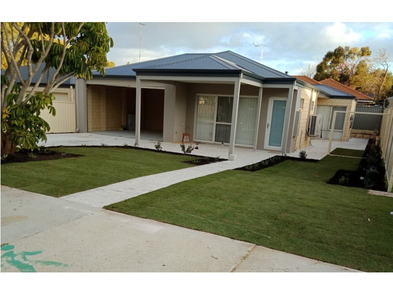 18 Governor Road, Rockingham WA 6168