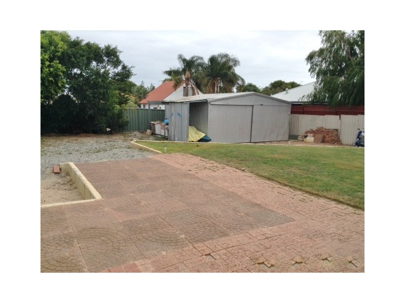 7 Wenn Rd, Singleton WA 6175