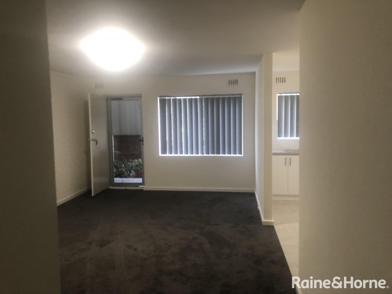 1/30 Second Avenue, Shoalwater WA 6169