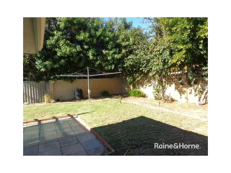 28 Centaurus Street, Rockingham WA 6168