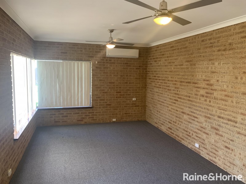 3 Dodd Place, Warnbro WA 6169