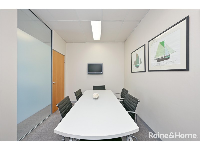 2/7 Cessnock Way, Rockingham WA 6168