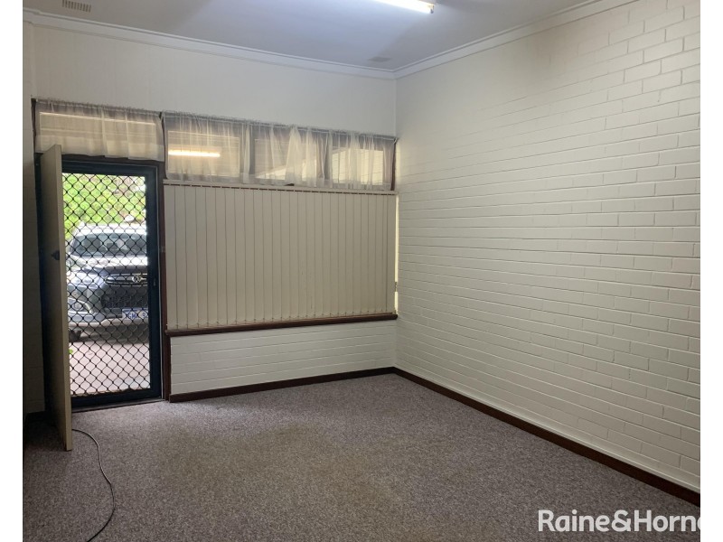 1/70 Kent Street, Rockingham WA 6168
