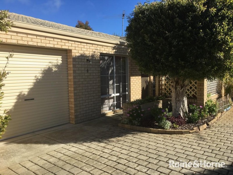 5/11 Bell Street, Rockingham WA 6168