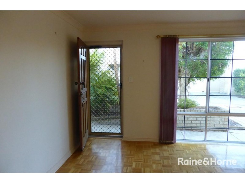 5/11 Bell Street, Rockingham WA 6168