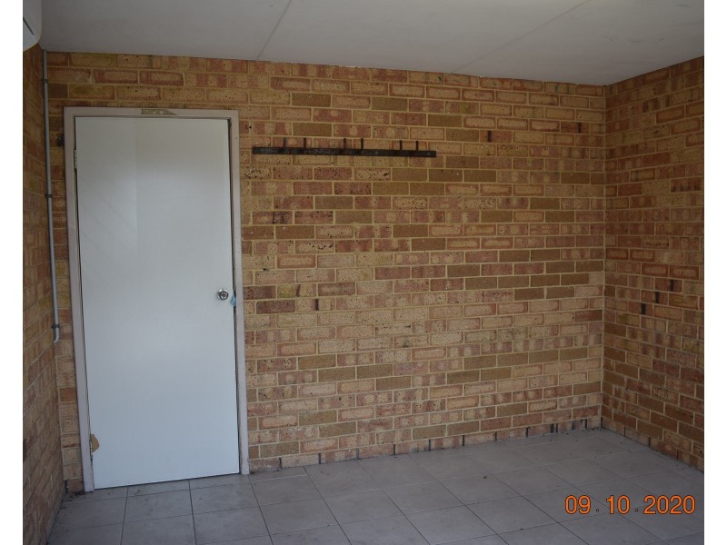 1/4 Savery Way, Rockingham WA 6168
