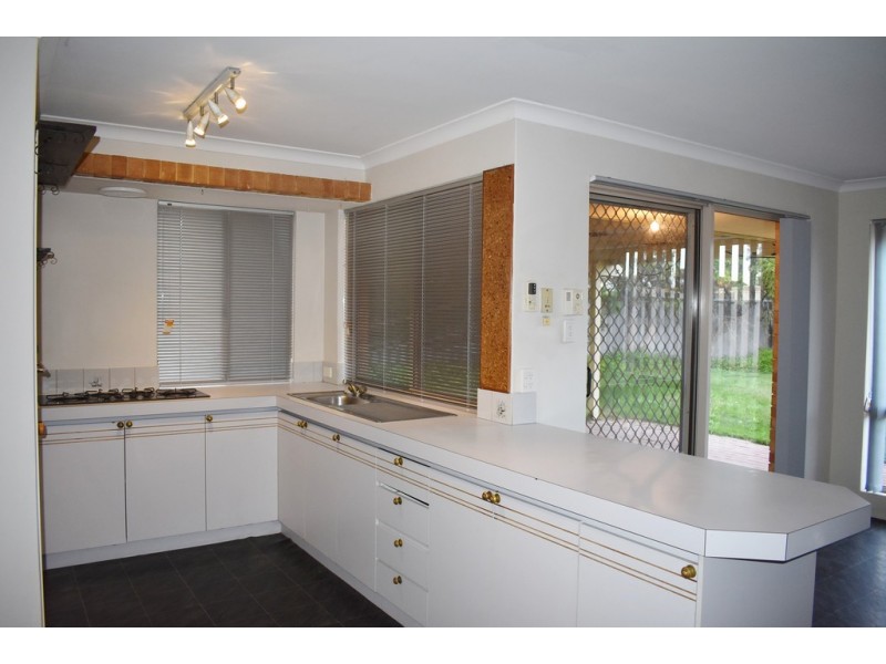 10 Galley Close, Port Kennedy WA 6172