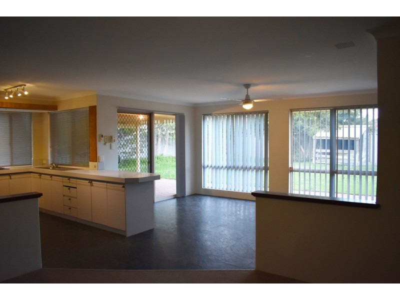 10 Galley Close, Port Kennedy WA 6172