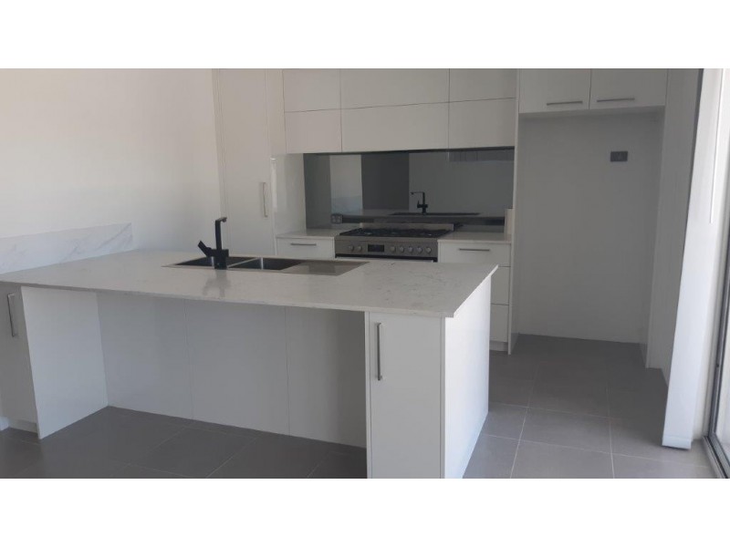 9 Tarmoola Street, Golden Bay WA 6174