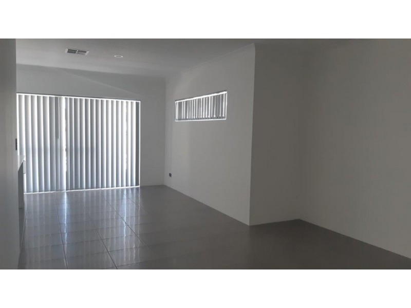 9 Tarmoola Street, Golden Bay WA 6174