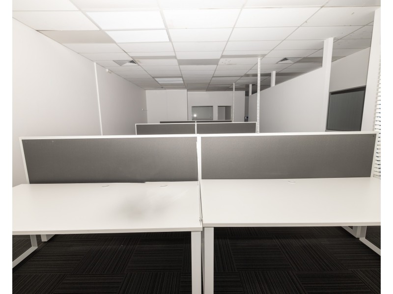 2/14 Livingstone Road, Rockingham WA 6168