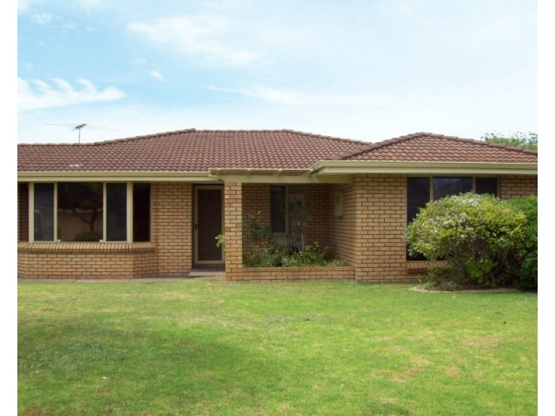 15 Auld Court, Waikiki WA 6169