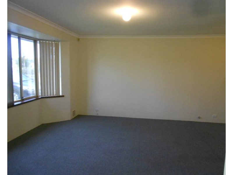 15 Auld Court, Waikiki WA 6169