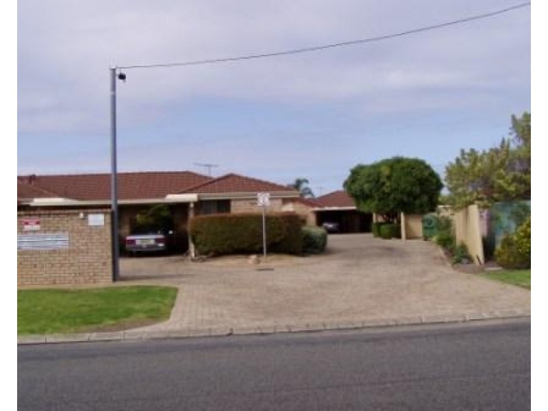 15/9 Merope Close, East Rockingham WA 6168