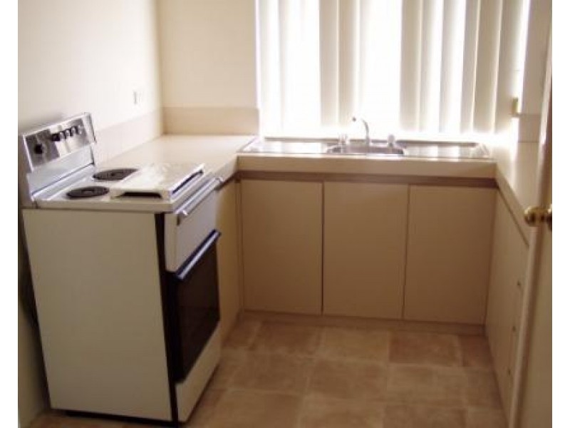 15/9 Merope Close, East Rockingham WA 6168