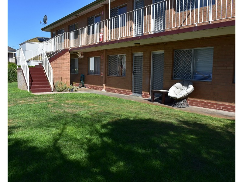 4/12 Harrison Street, Rockingham WA 6168