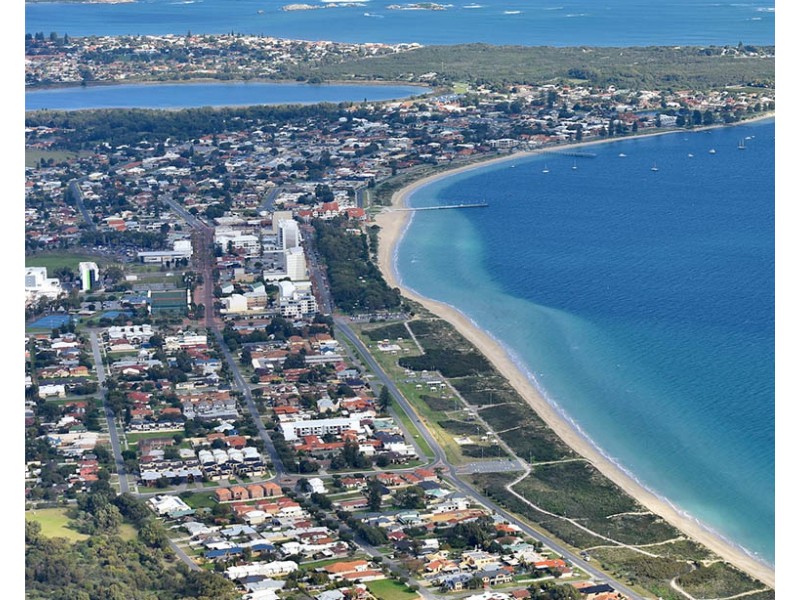 5/8-10 Commodore Drive, Rockingham WA 6168