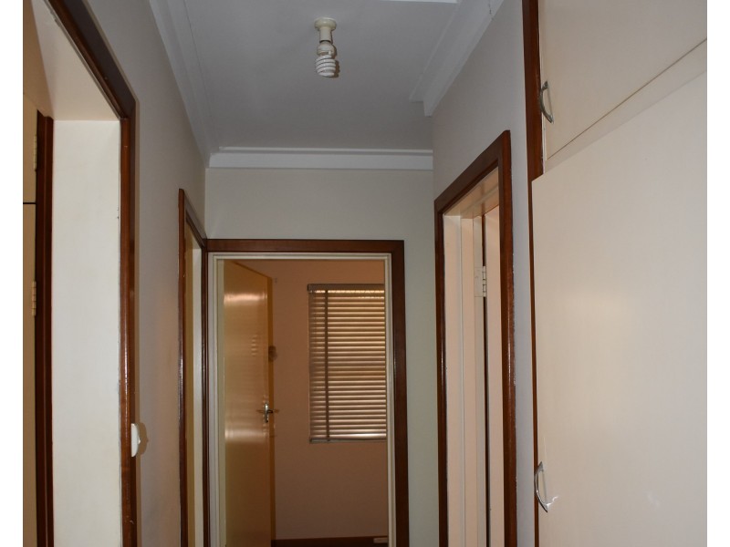 1/72 Kent street, Rockingham WA 6168