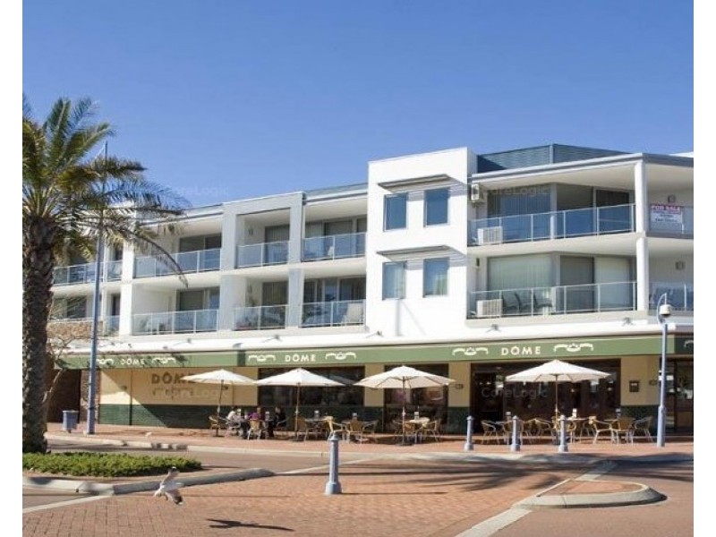 12/15 Kent street, Rockingham WA 6168