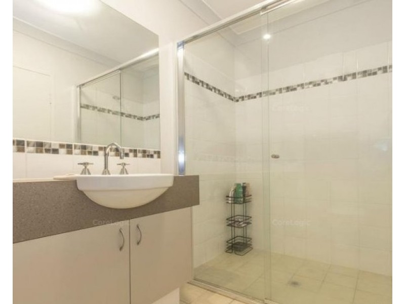 12/15 Kent street, Rockingham WA 6168