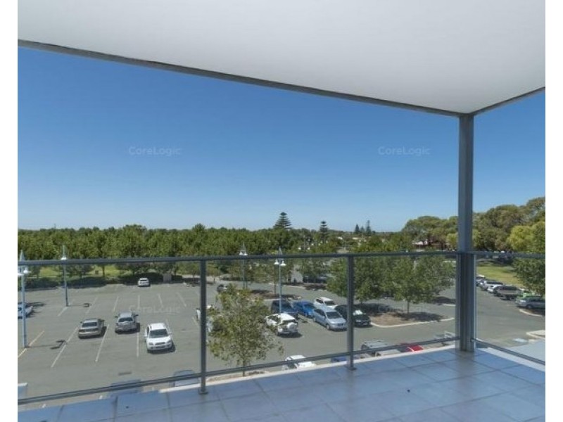 12/15 Kent street, Rockingham WA 6168