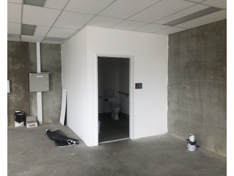 18 Council Ave, Rockingham WA 6168