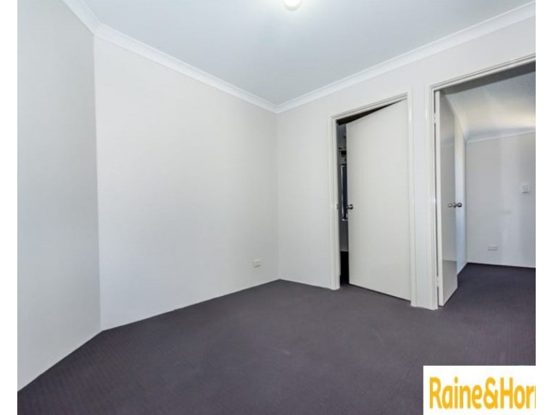 72 Fairview Drive, Waikiki WA 6169