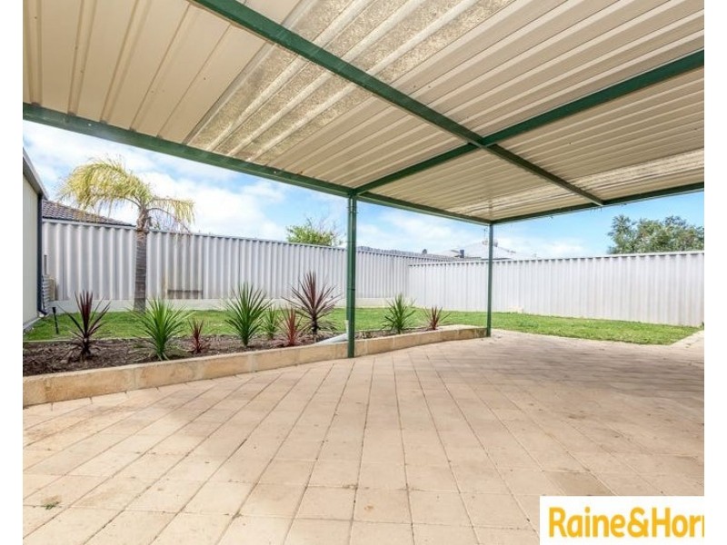 72 Fairview Drive, Waikiki WA 6169