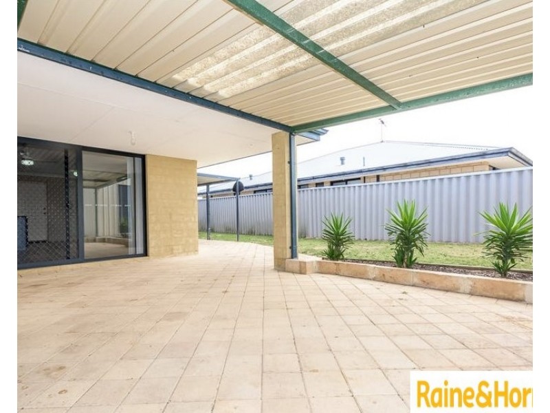 72 Fairview Drive, Waikiki WA 6169