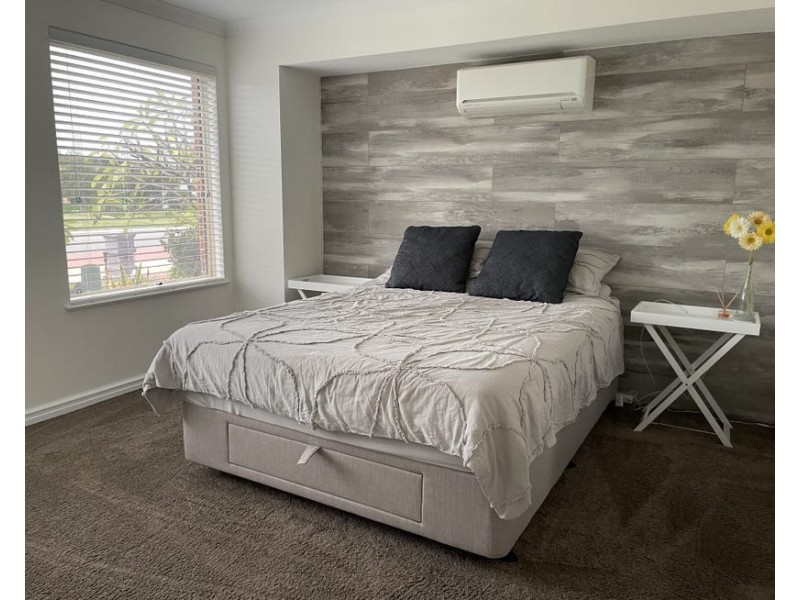 141 Harrington Waters Drive, Waikiki WA 6169