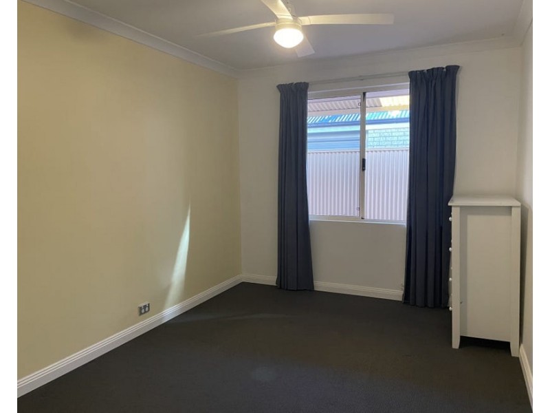 141 Harrington Waters Drive, Waikiki WA 6169