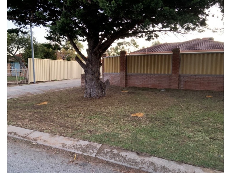 5 A & B Knowle Way, Warnbro WA 6169