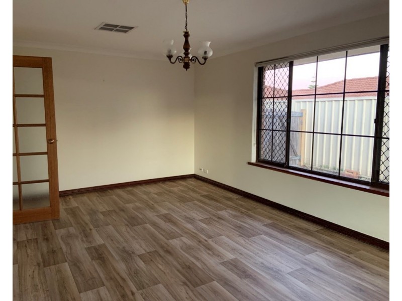 5 A & B Knowle Way, Warnbro WA 6169