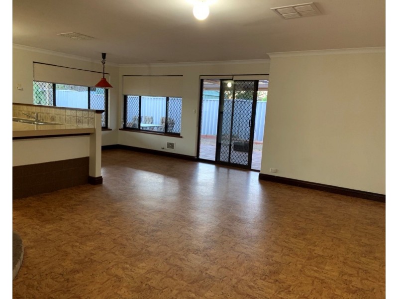 5 A & B Knowle Way, Warnbro WA 6169