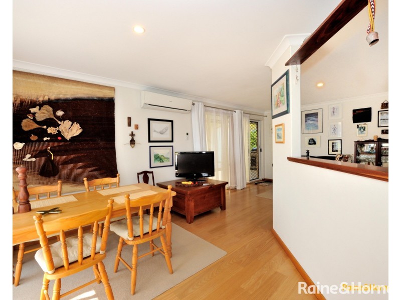 17 Manilla Place, Warnbro WA 6169