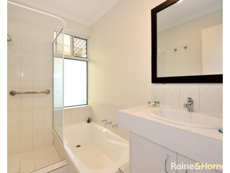 17 Manila Place, Warnbro WA 6169