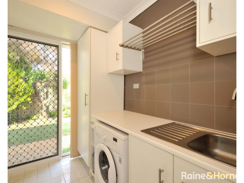 17 Manila Place, Warnbro WA 6169