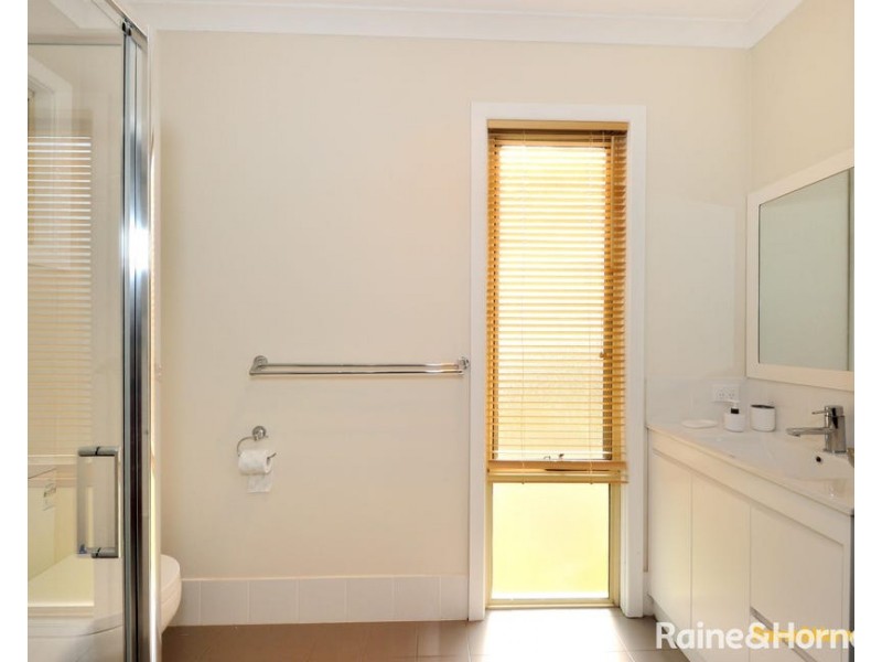 17 Manila Place, Warnbro WA 6169
