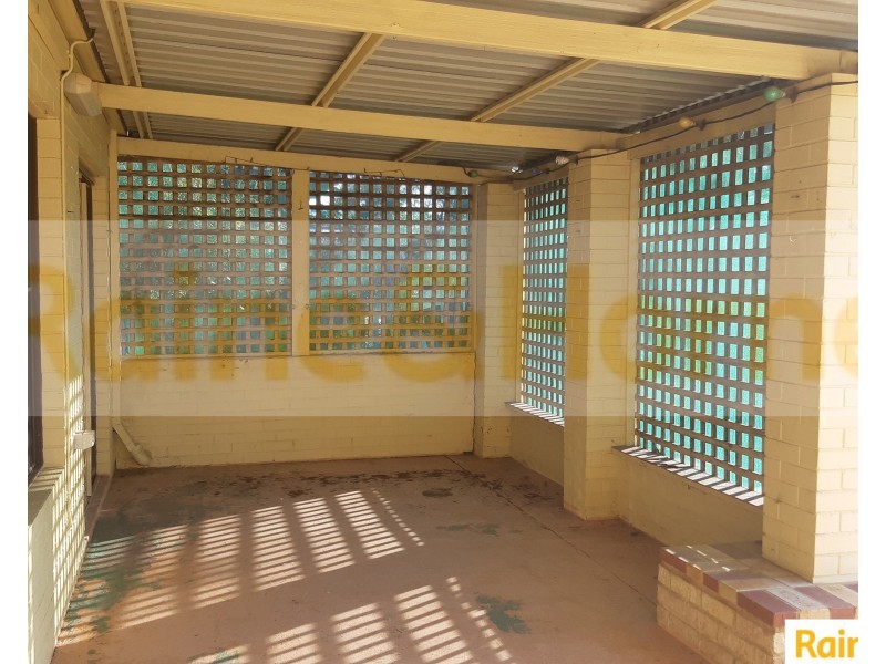 44 Regan Street, Rockingham WA 6168