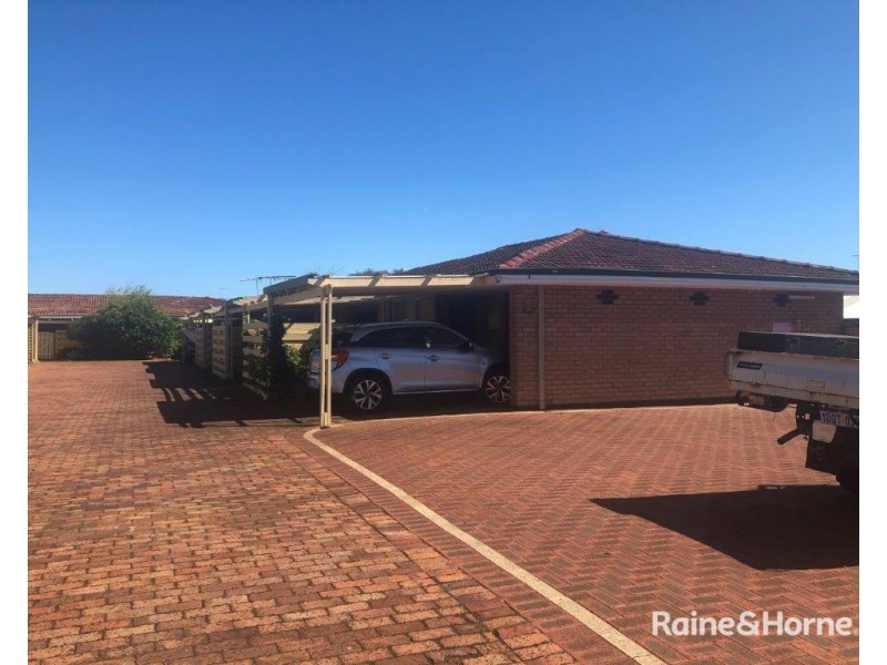 10/15 Fisher Street, Rockingham WA 6168