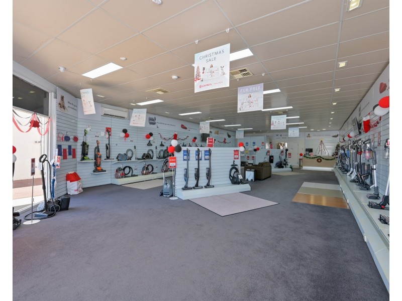 3/8-10 Commodore Drive, Rockingham WA 6168