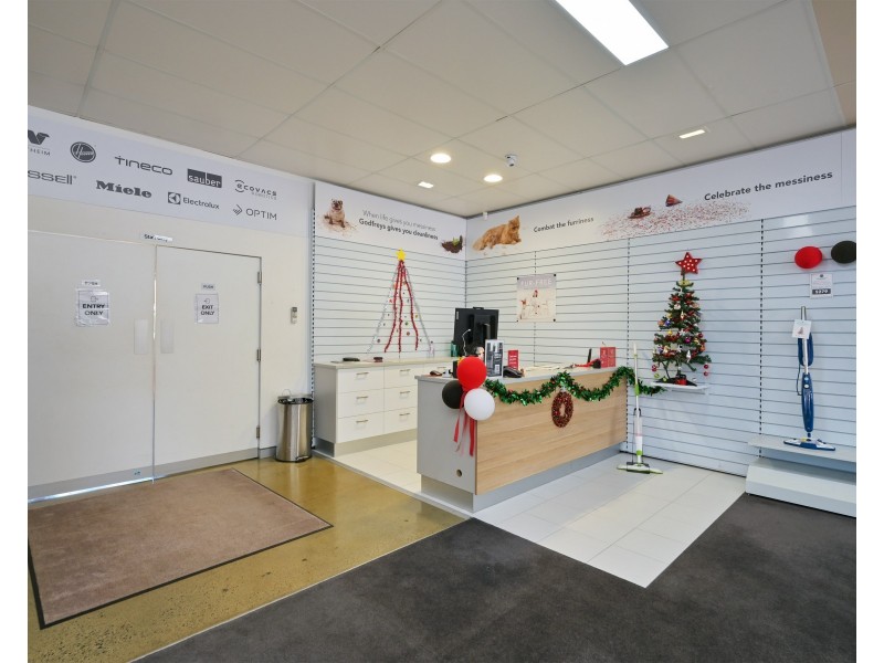 3/8-10 Commodore Drive, Rockingham WA 6168