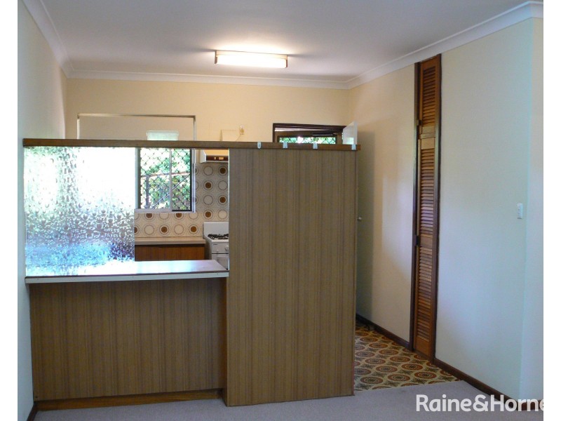 13/4 Merope Close, Rockingham WA 6168