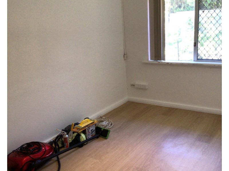 5 Nowranie Place, Hillman WA 6168