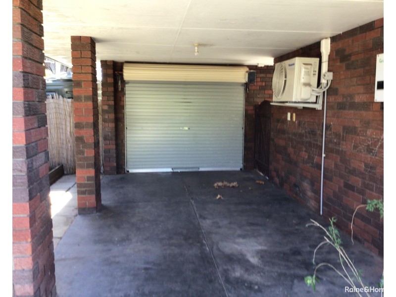 5 Nowranie Place, Hillman WA 6168