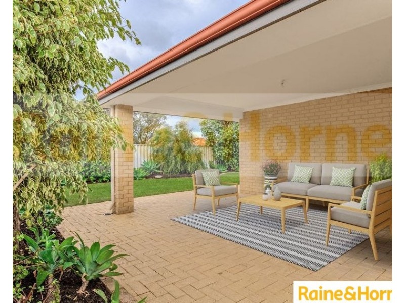 11 Champlain Road, Secret Harbour WA 6173