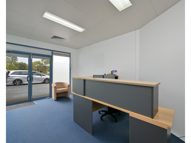 4/7 Cessnock Way, Rockingham WA 6168