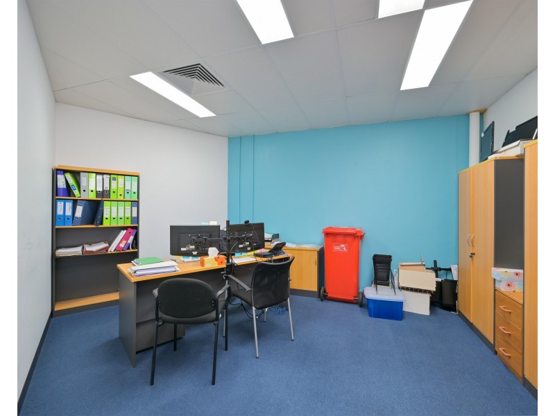 4/7 Cessnock Way, Rockingham WA 6168