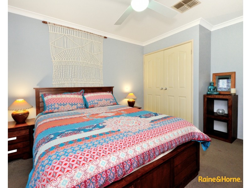 14 Pockett Avenue, Rockingham WA 6168